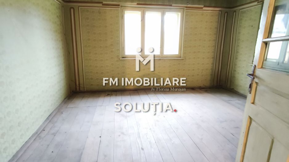 Casă de vânzare cu 10 ari teren -Central-Miresu Mare! - Poză 7