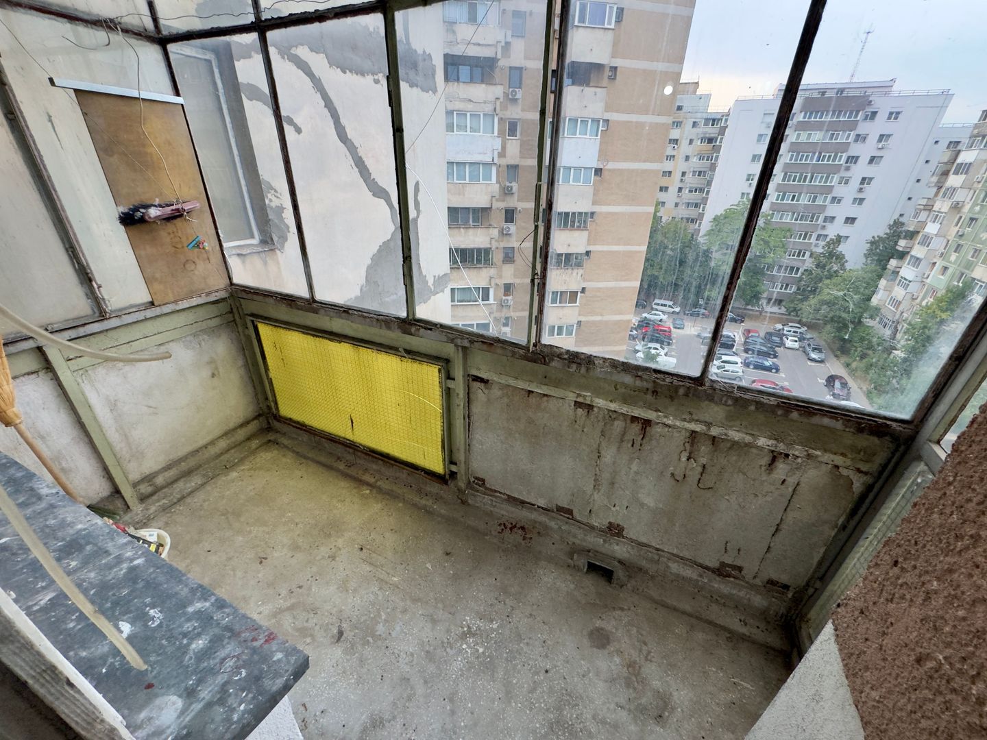 3 camere Decomandat | M. Lujerului | 3 lifturi | Necesita renovare ! - Poză 4