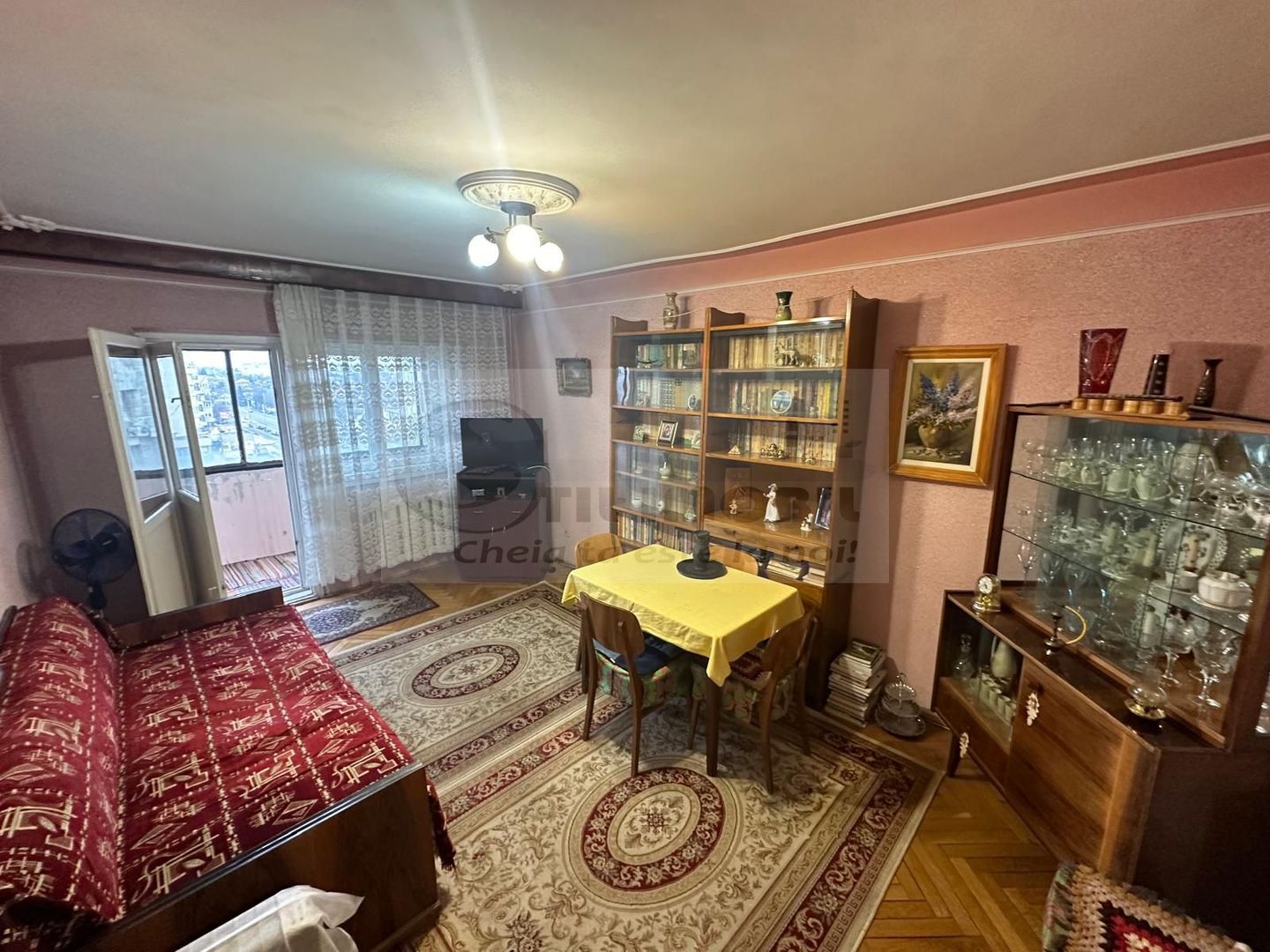 Ap 3 cam decomandat Ultracentral, et 8/10, 65 mp- 215.000 € - Poză 1