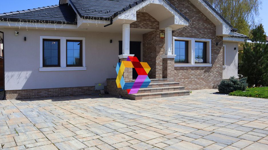 Casa 4 camere de închiriat,  228 mp, Brașov - Cartierul Stupini - plus-imo.ro - Poză 2