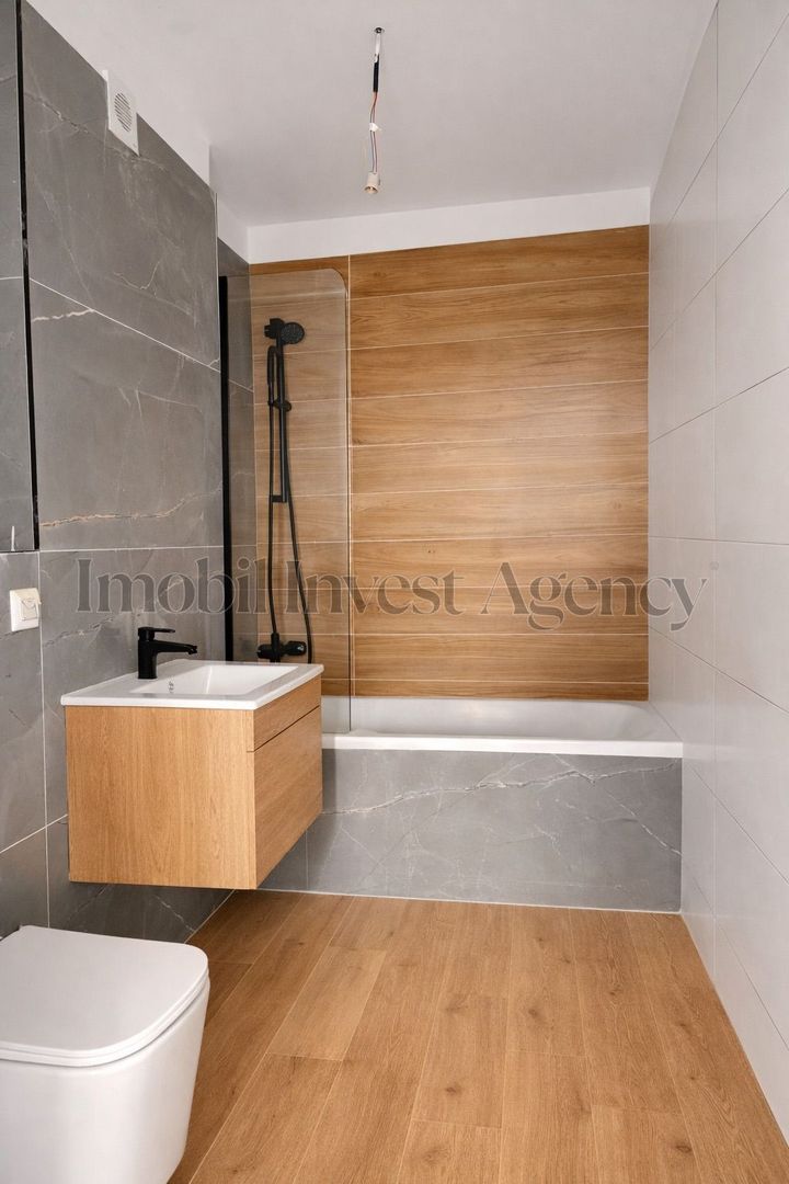 Apartament 3 camere de vanzare in bloc cu vedere la lac/dezvoltator. - Poză 6