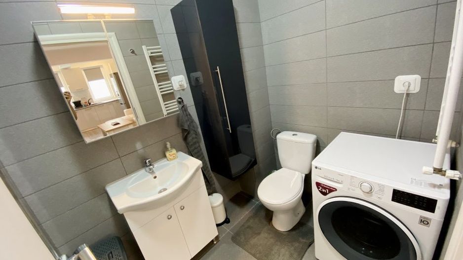 Apartment 3 camere bloc 2022 loc parcare Militari Residence - Poză 7