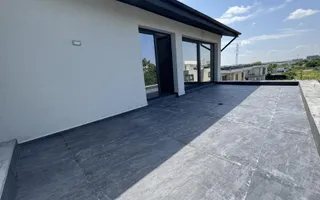 Casa 5 camere tip DUPLEX - 4 bai Terasa + Curte 250 MP - Poză 12
