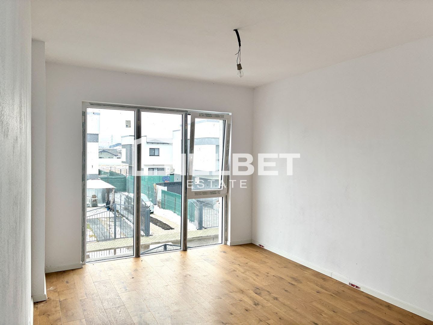 COMISION 0% / 3 camere / Curte / Sânpetru / 77 mp - Poză 2