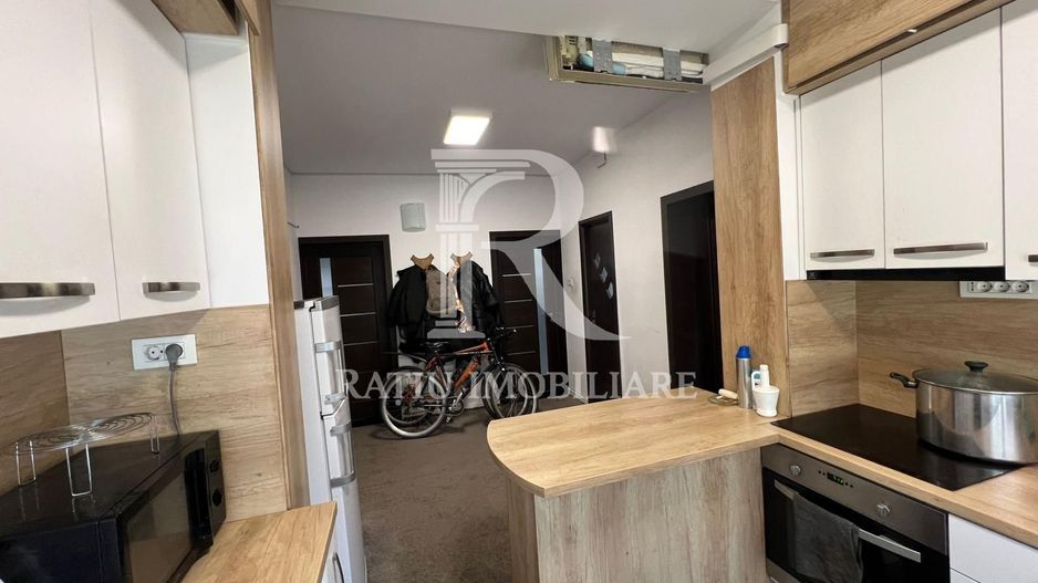 Apartament cu 4 camere | Zona Centrala | General Magheru | Oradea - Poză 16