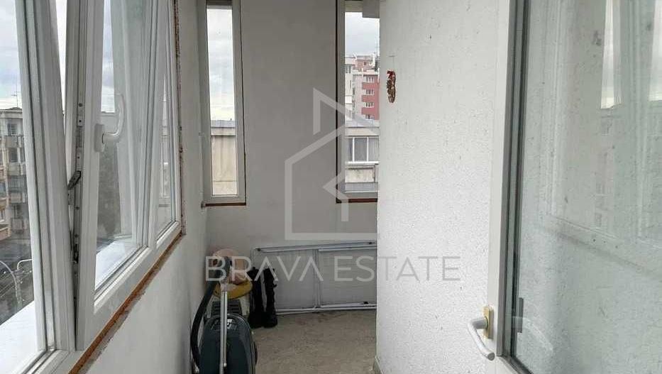Apartament 2 camere decomandat, balcon, zona Între Lacuri - Poză 3