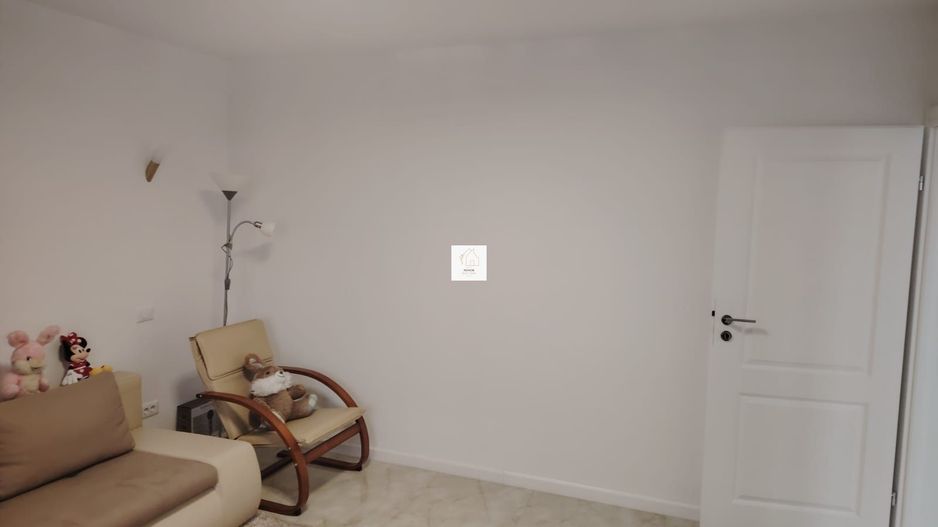 Casa 4 camere Manastirea Crevedia - Poză 9