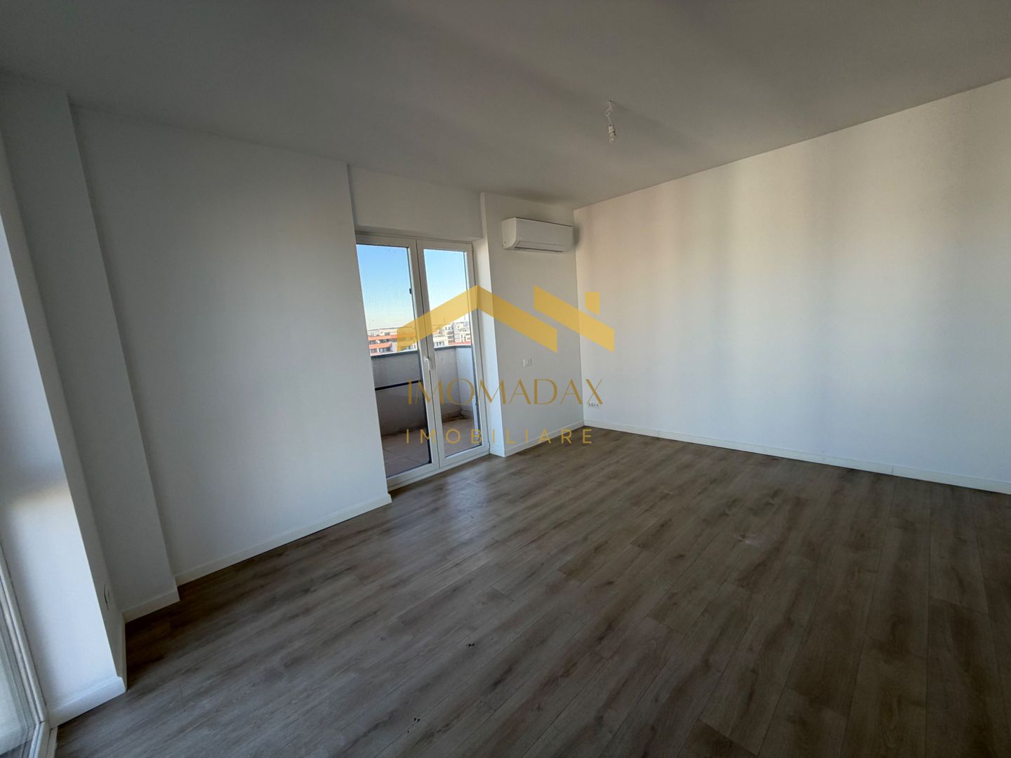 109 Corner-3 Camere-Etaj 1 - Poză 9