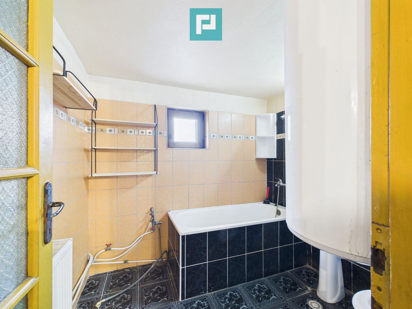 Casă cu teren 930 mp în Becicherecu Mic - Poză 18