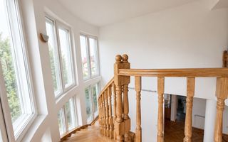 Vila spatioasa cu 15 camere de inchiriat in zona Andrei Muresanu - Poză 10