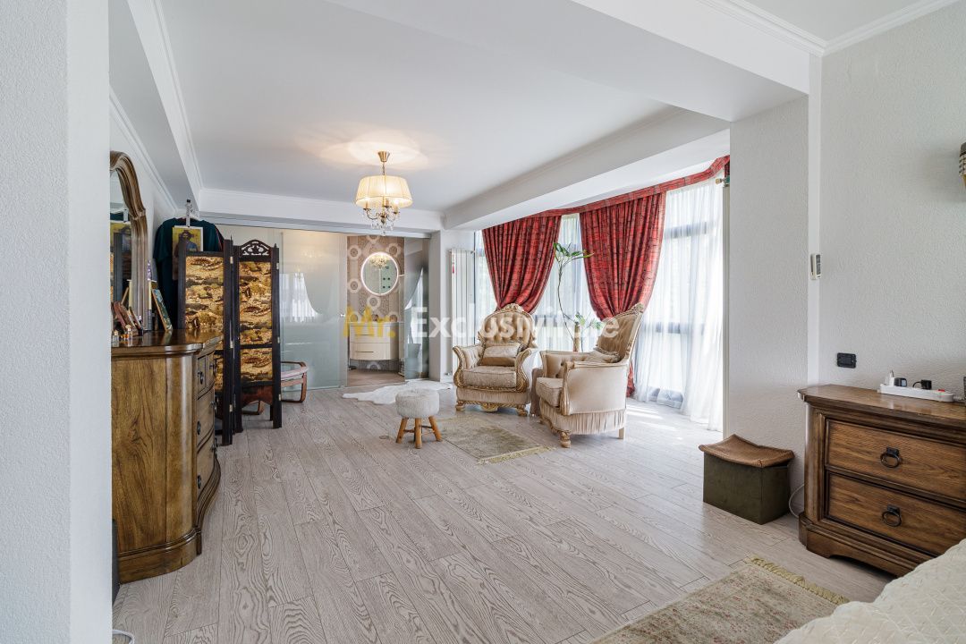 Vila impresionata 550mp util, 300mp teren - Poză 17