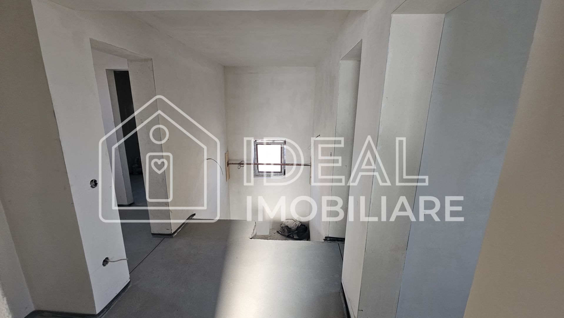 Casa Individuala Moderna cu 5 camere, si 350 mp de curte, in Sura Mica - Poză 16