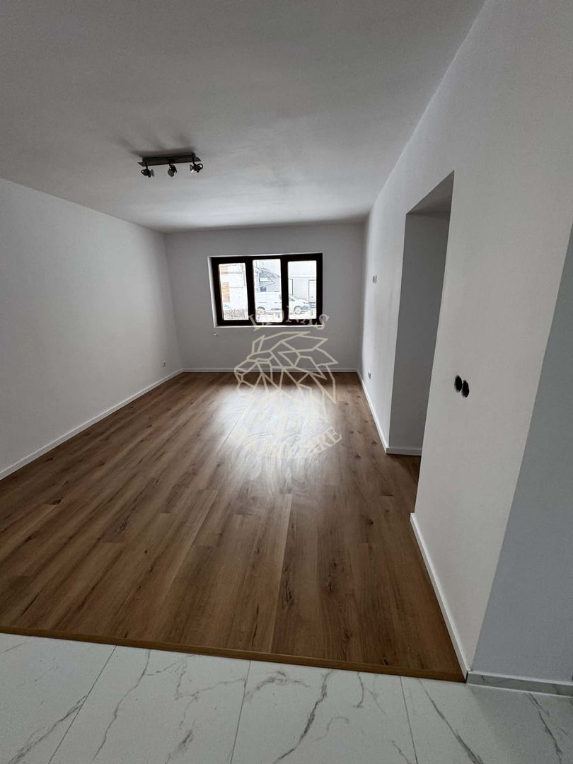 Apartament 2 camere-Restaurat complet- Parter- Zona Decebal - Poză 1