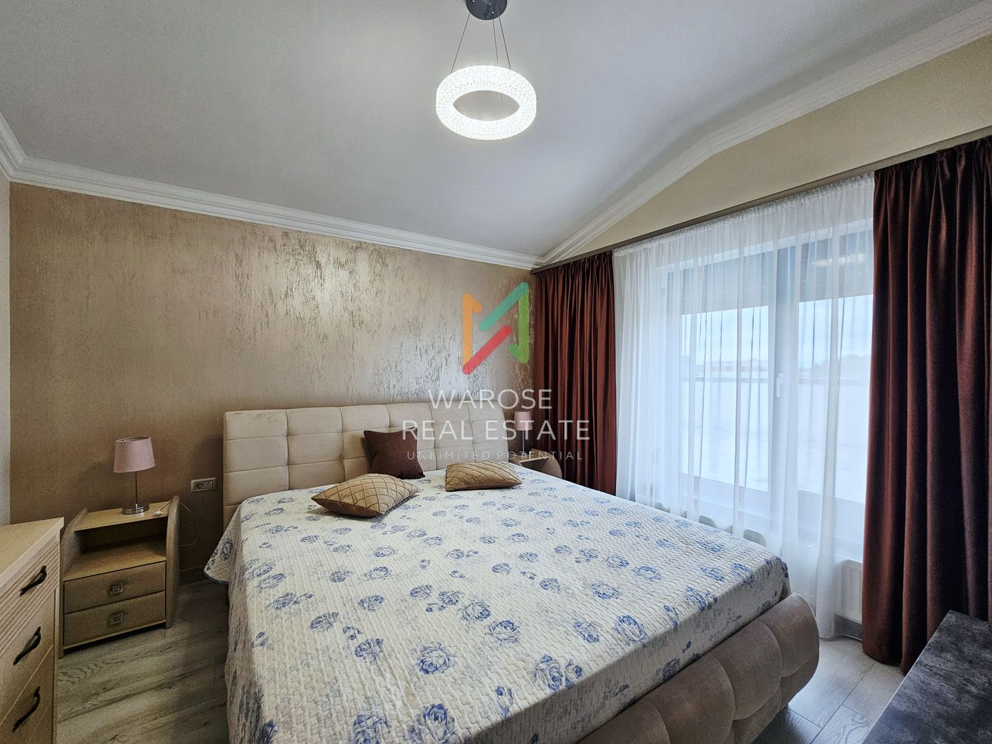 Apartament tip penthouse | Tractorul-Coresi | Terasă 97 mp - Poză 10