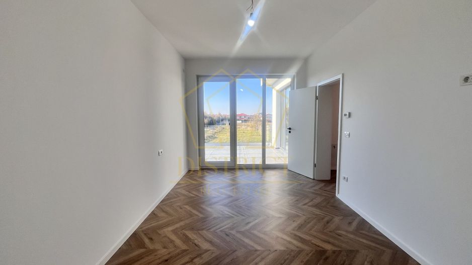 Duplex modern cu 5 camere si curte amenajata I Dumbravita - Poză 7