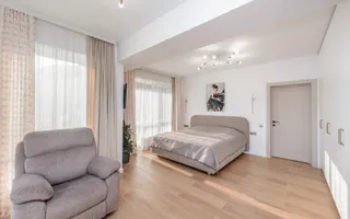 Vânzare, apartament, 2 dormitoare + living- 82 mp, Buiucani - Poză 11