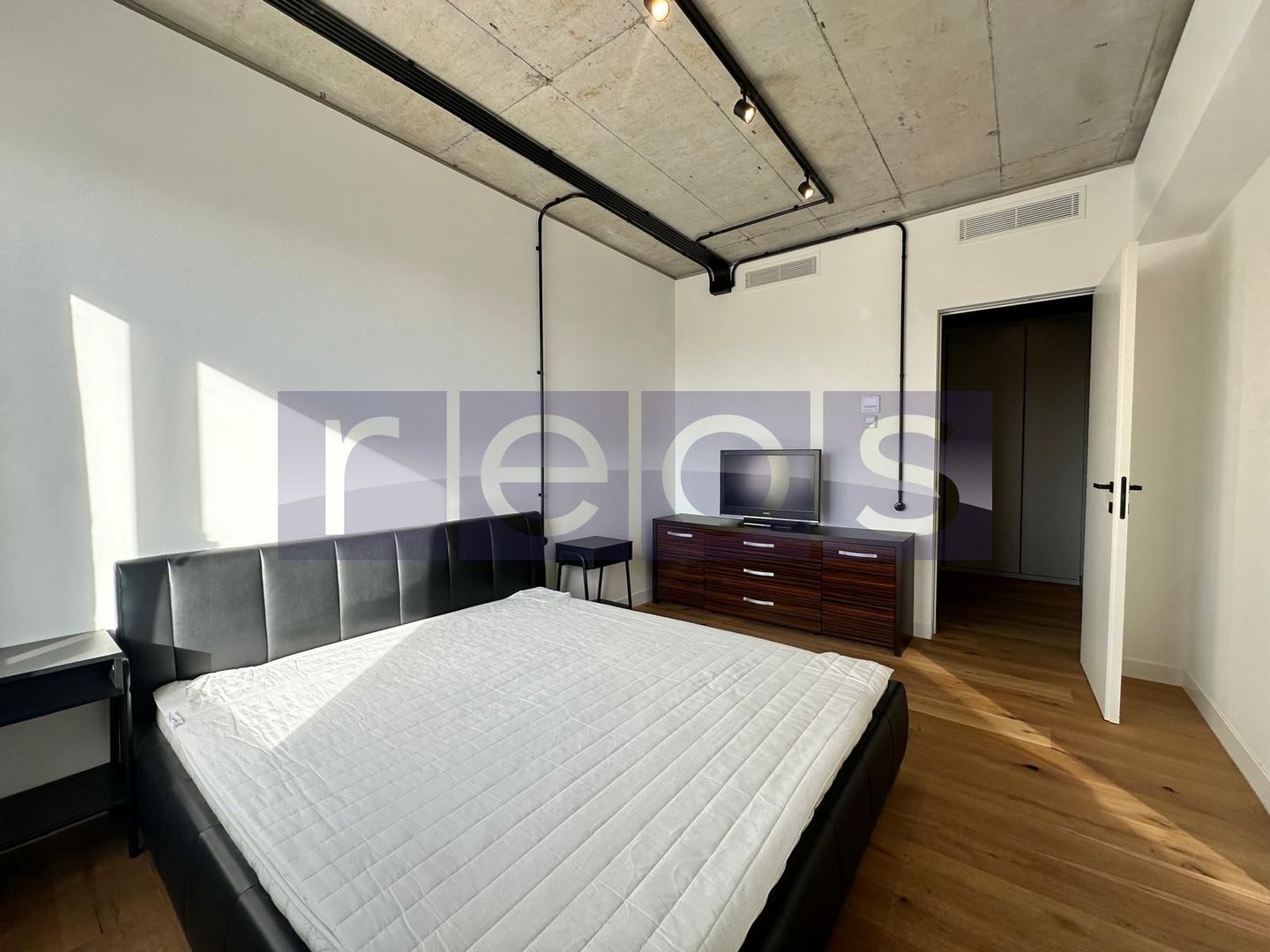 DE VANZARE DUPLEX 104MP | 3 CAMERE | DESIGN DEOSEBIT | FINISAJE LUX - Poză 9