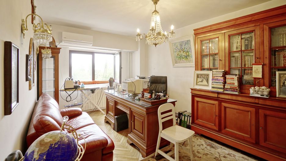 Apartament 5 camere in Piata Victoriei,bloc 1995 - Poză 20