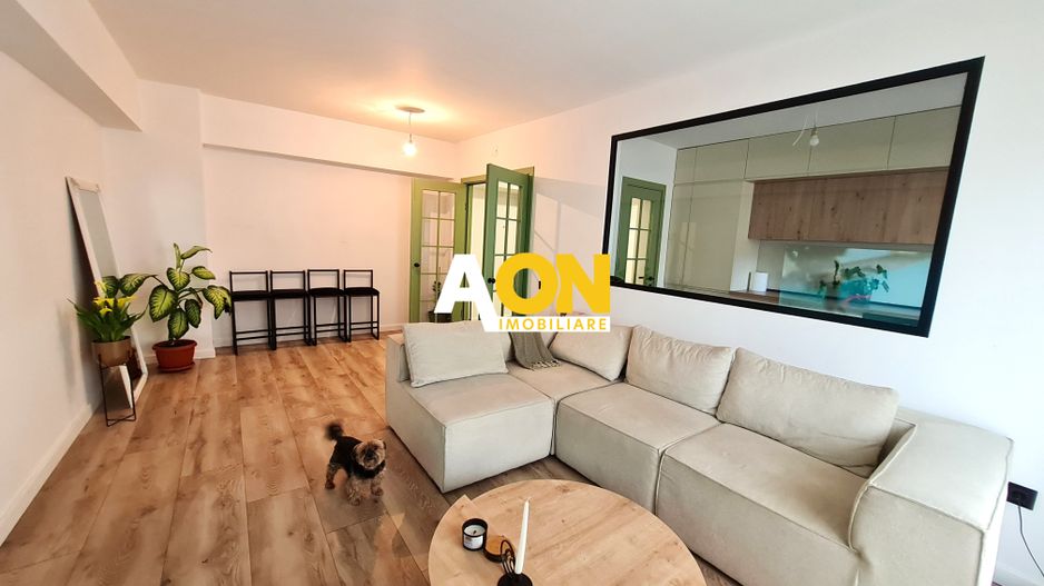Apartament 3 Camere, Ultracentral, Decomandat, 67,5 mp, Zona Cetate - Poză 2