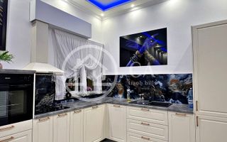 Apartament de vânzare cu 3 camere în zona centrală, Oradea - Poză 2