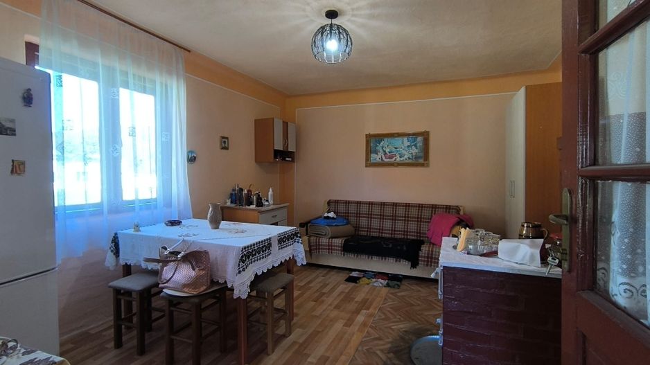Casa cu sura de vanzare Valea Draganului - Poză 10