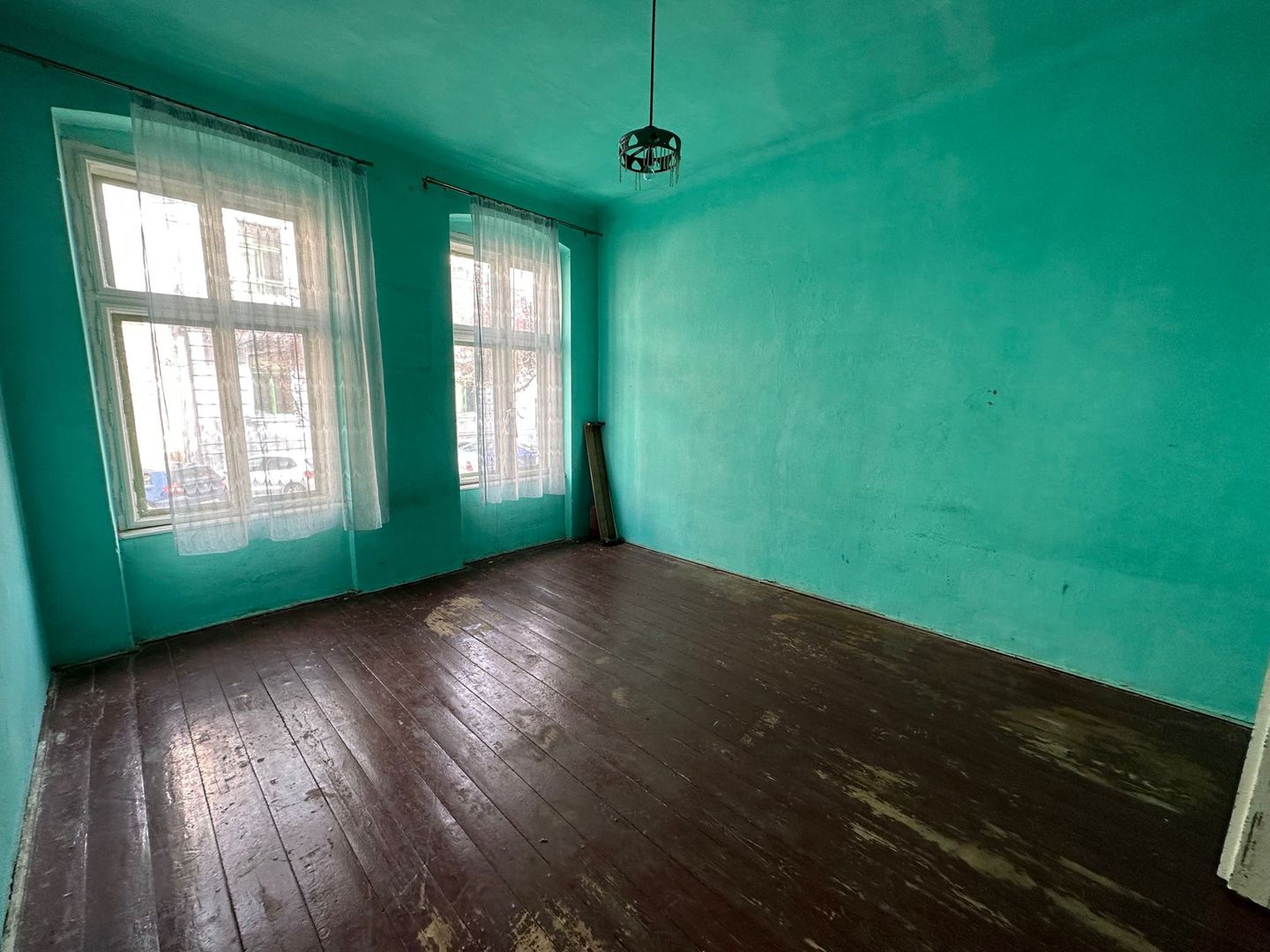 Apartament în cladire istorică renovată - Poză 3