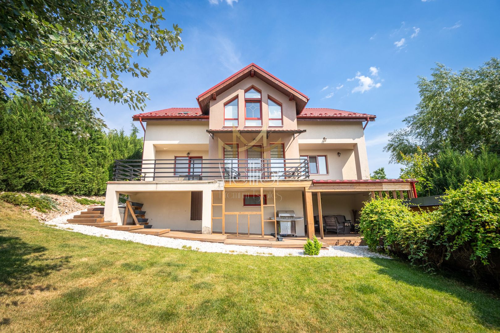 Casa superba individuala | 5 camere | 280 mp | cart. Europa! - Poză 1