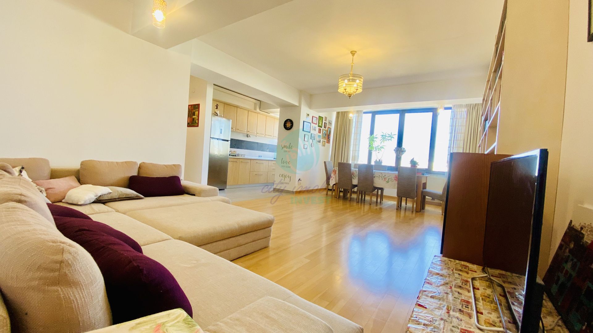 2 camere spatioase cu VEDERE PANORAMICA - Poză 4