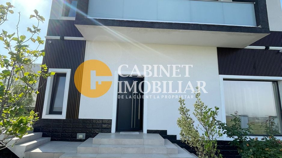 Vila Moderna - Piscina exterioara - finisaje PREMIUM - Poză 3