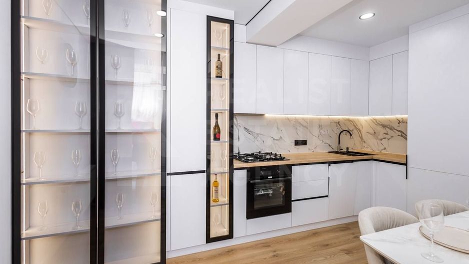 Vânzare, apartament, 2 camere + living, strada Alba Iulia, Buiucani - Poză 7