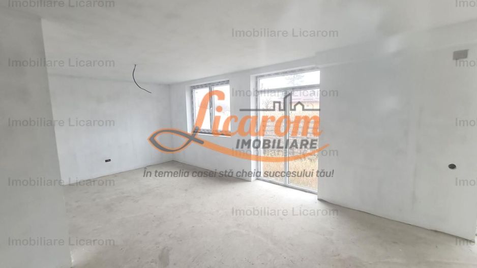 Vila Stupini P+E, 5 camere,curte,acces auto.(Parte Duplex) - Poză 9