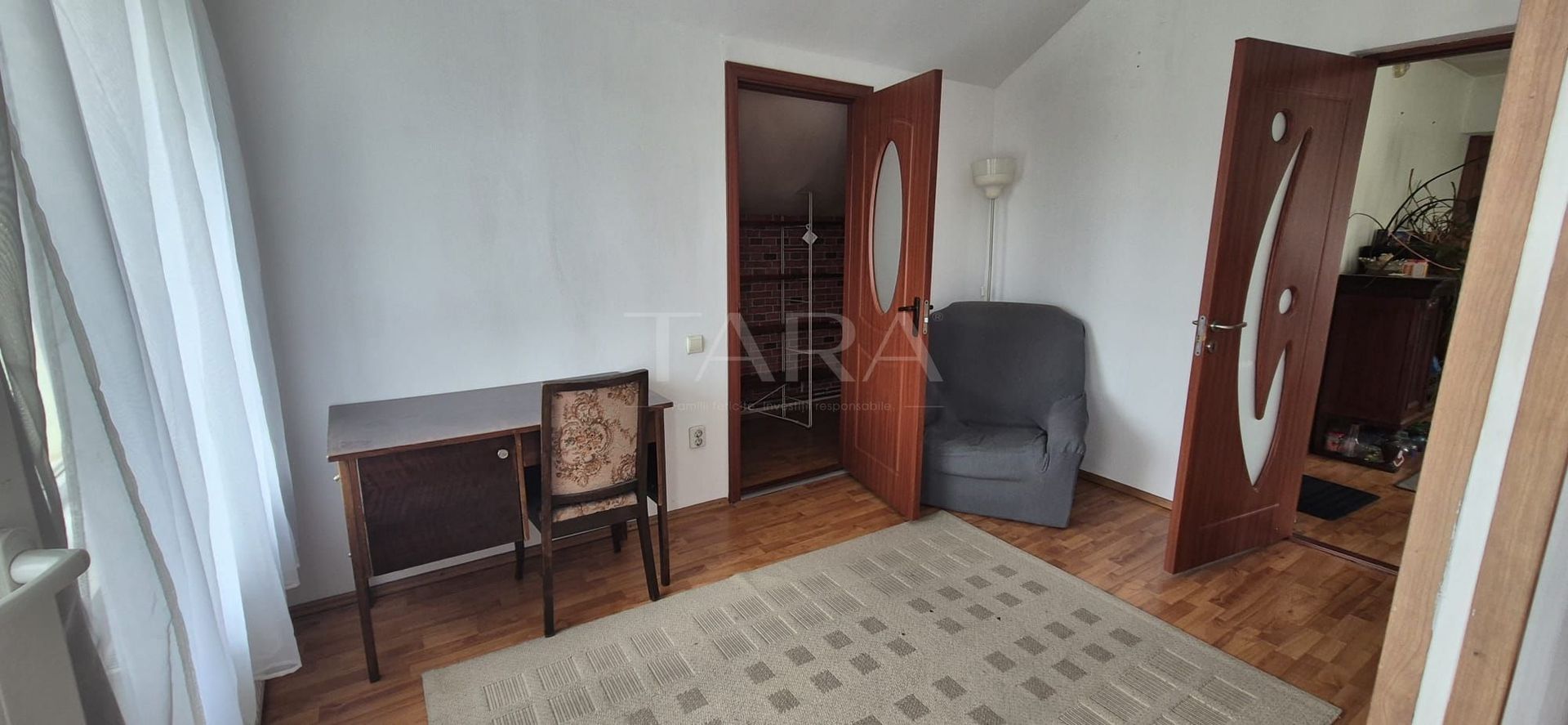 Casa individuala retrasa de la traficul cotidian - Poză 7