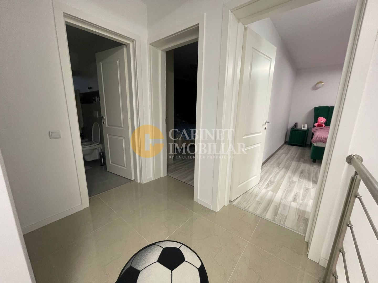 Vila 4 camere PREMIUM - mobilata - intabulata - La asfalt - Poză 12