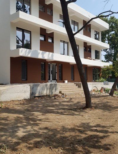 Pensiune deosebită de vânzare în Neptun – la doar 5 minute de plajă! - Poză 3