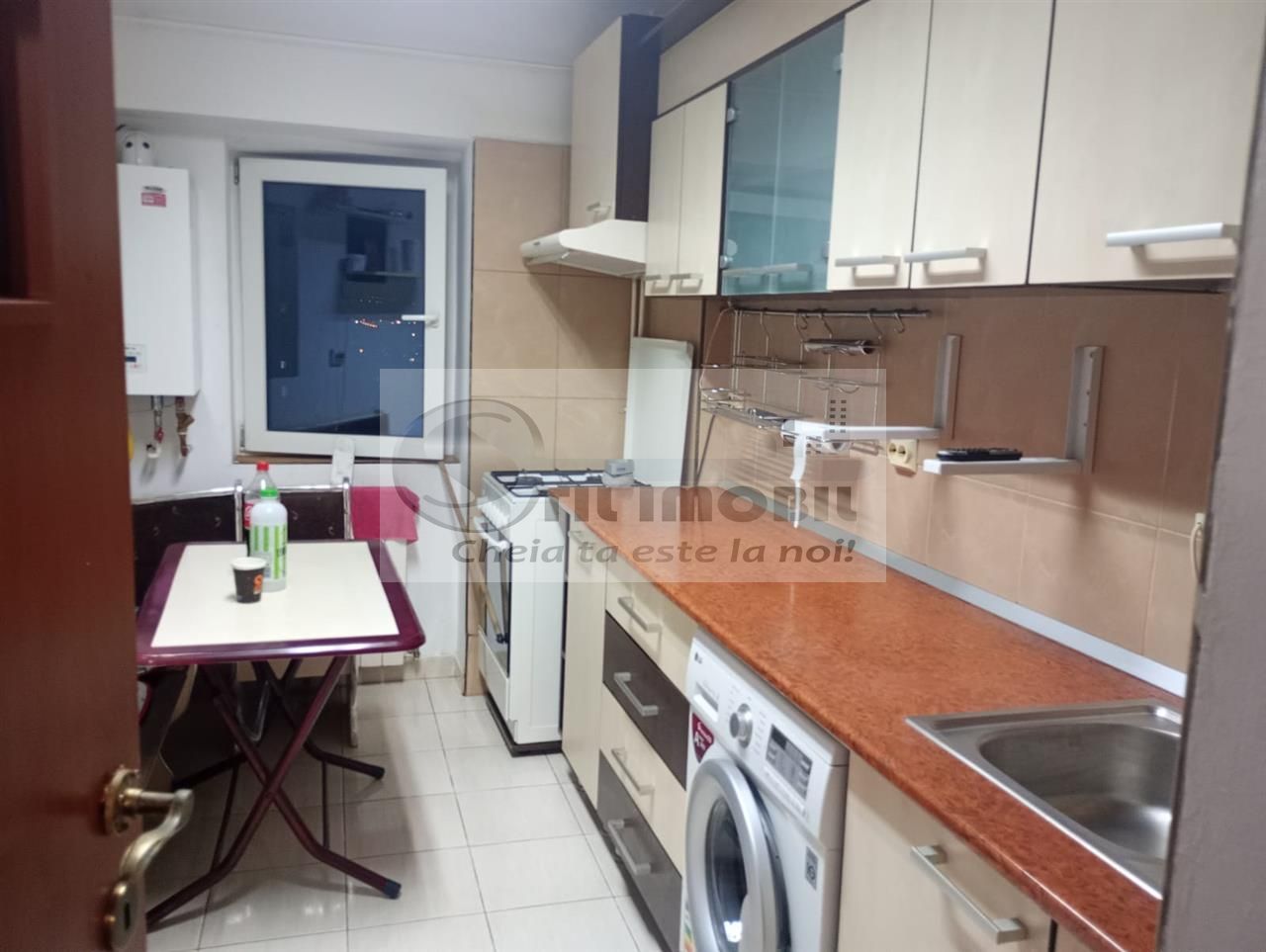 Apartament 3 camere Bicaz-450 Euro - Poză 7