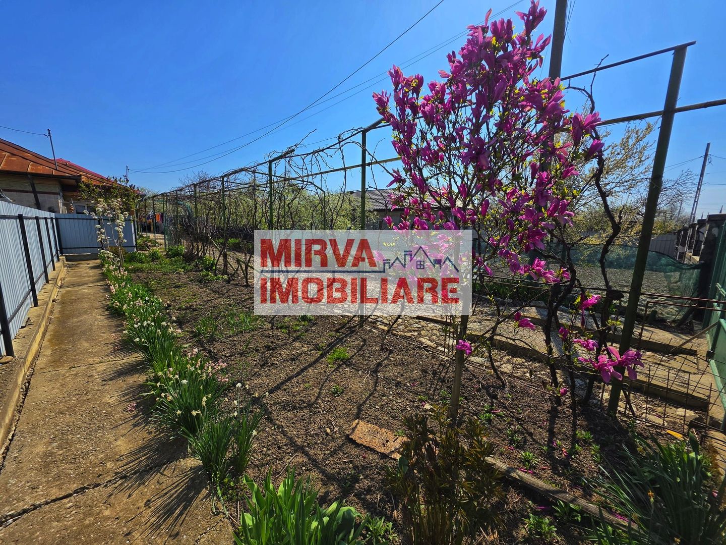 Casă 4 camere, 685 mp teren, renovată 2011 – Mănești, Zalhanaua - Poză 48