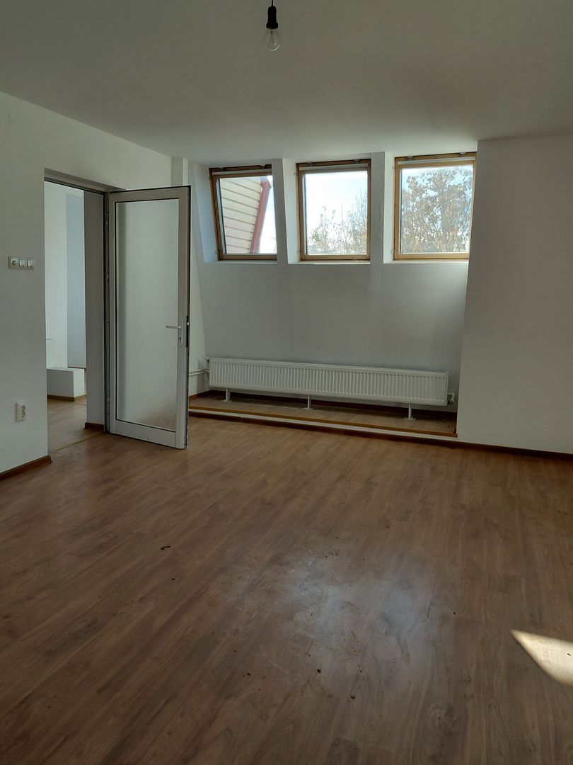 De vânzare – Casă D+P+2E+M în zona ultracentrală ideala pentru afacerea ta! - Poză 24