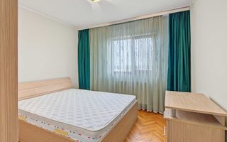 Apartament cu 3 camere decomandat etaj intermediar - Poză 10