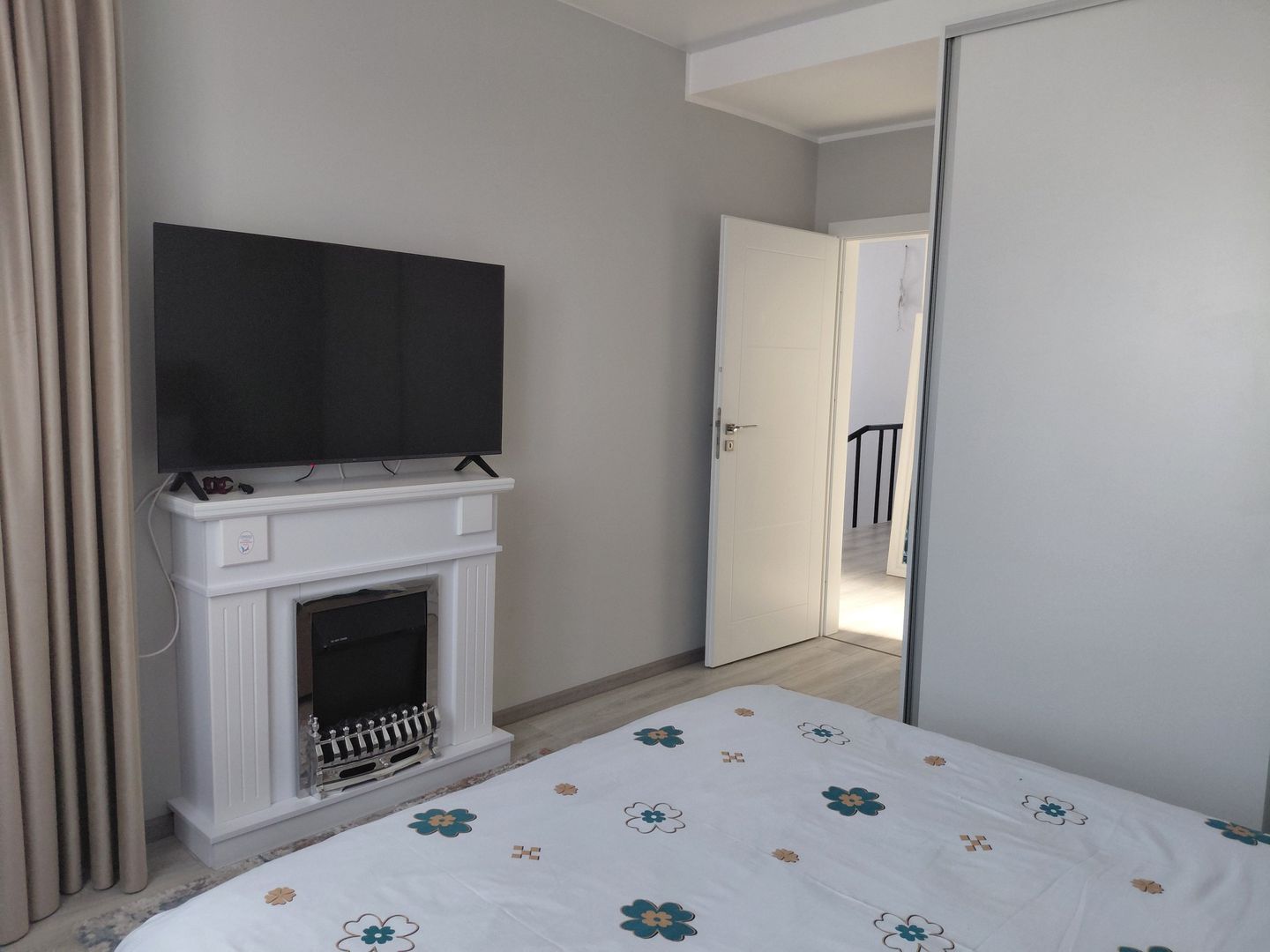 Casă modernă, P+1,complet mobilată, în complex privat – zona Metro - Poză 14