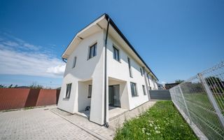 Casă de vânzare Șelimbăr | triplex | 4 camere | 115 mp - Poză 1