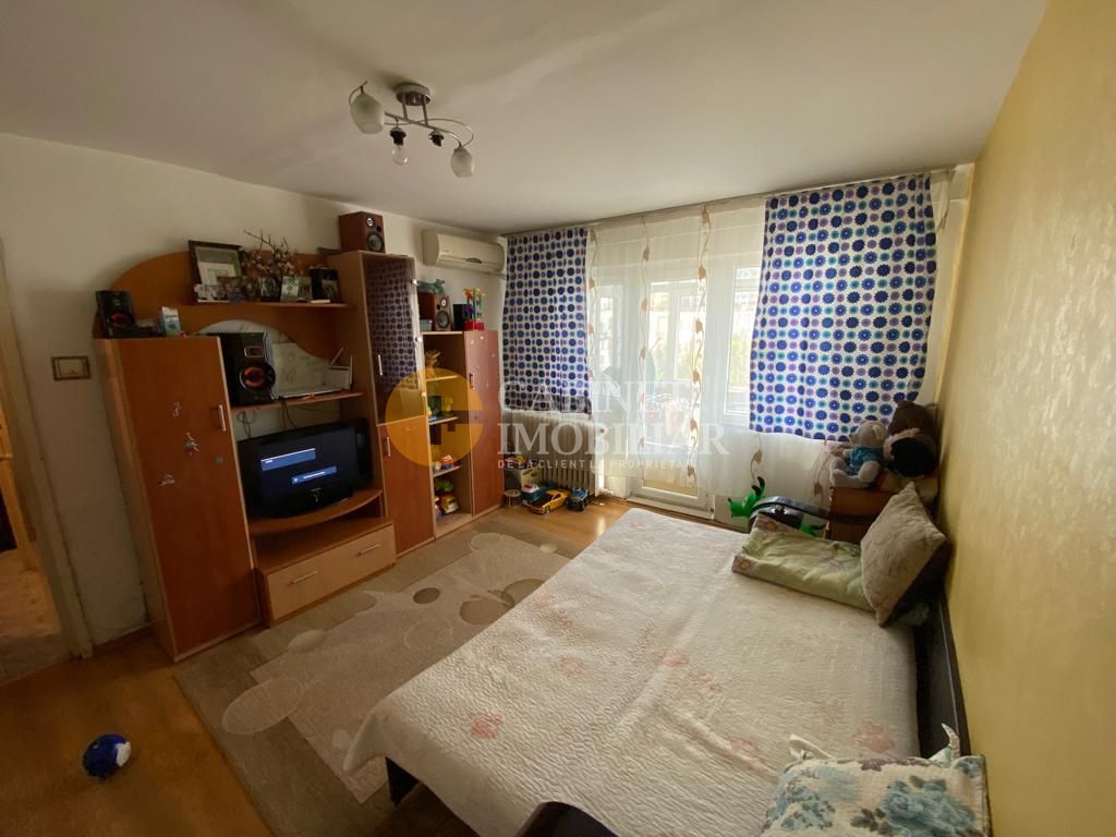 2 camere ideal pentru investitie, zona Mircea Cel Batran - Poză 1