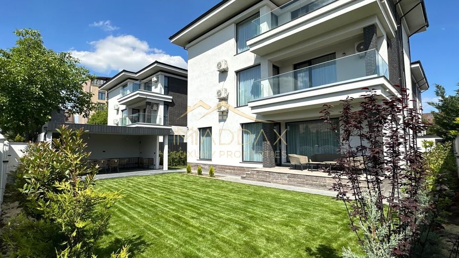 Vila Lux 7 camere de inchiriat***465mp***Erou Iancu Nicolae - Poză 1