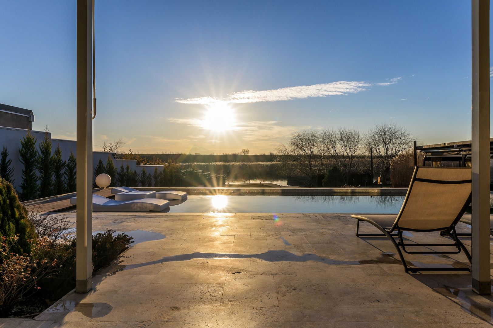 Vila Escapada | Piscină & Garaj pentru Barcă - Poză 3