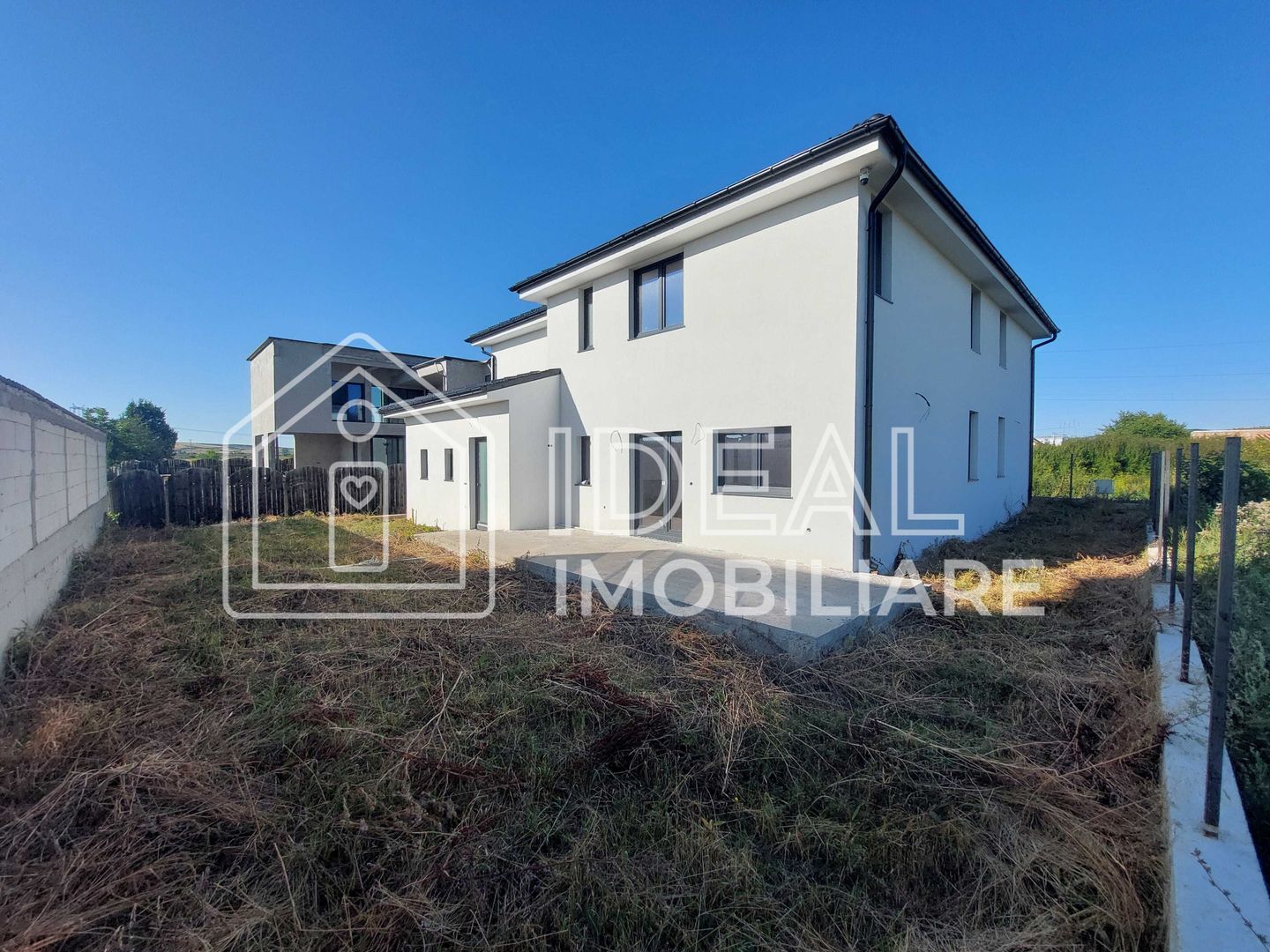 Casă individuală de vânzare – 263 mp utili – teren 500 mp – garaj dublu – Cartie - Poză 4