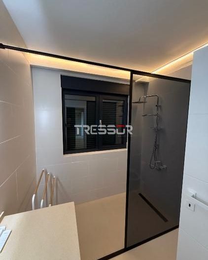 Apartament la mare | Prima linie | Vedere superbă la mare - Poză 10