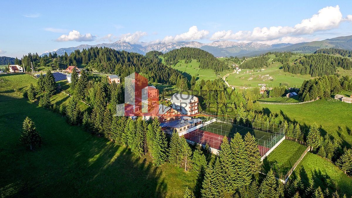Resort 4 Stele de Vânzare | Fundata Brașov | 45.000mp | 43 Unități | - Poză 1