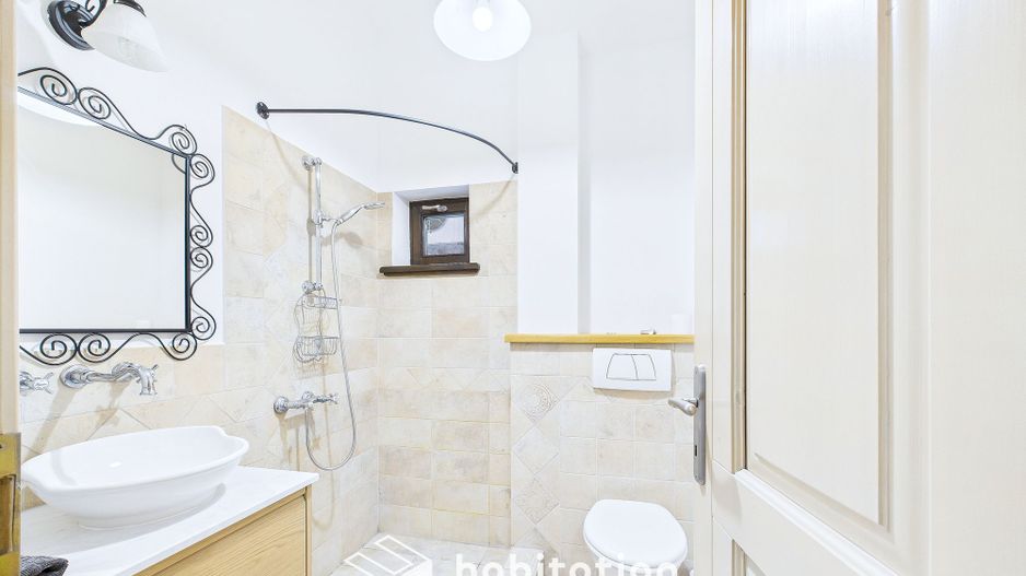 Casă de vis în Giroc – Eleganță clasică, spațiu vast și confortabil - Poză 15