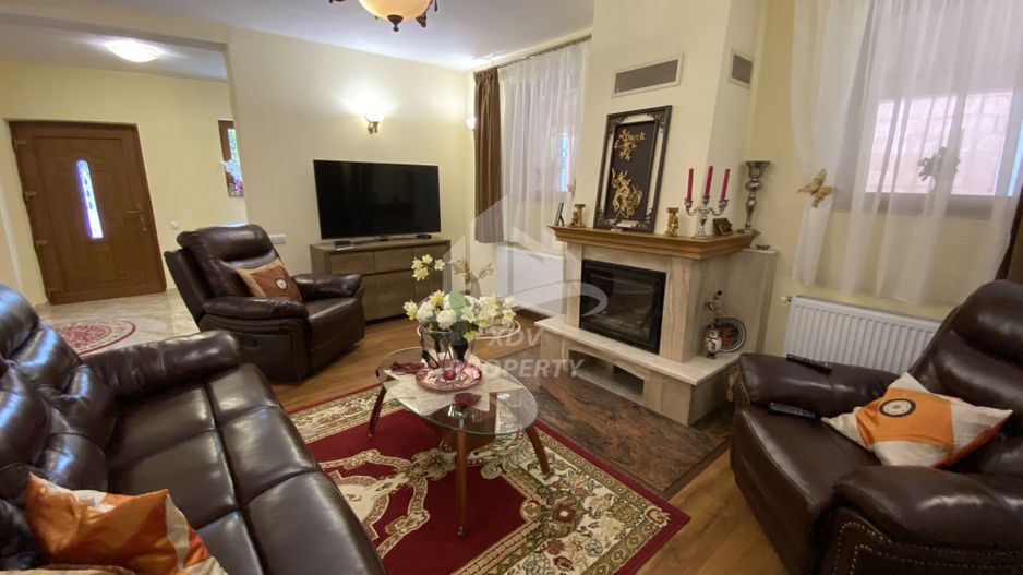 Vila  Frumoasa , Sibiu ,6 camere , 5 Bai , mobilata ,utilata - Poză 1