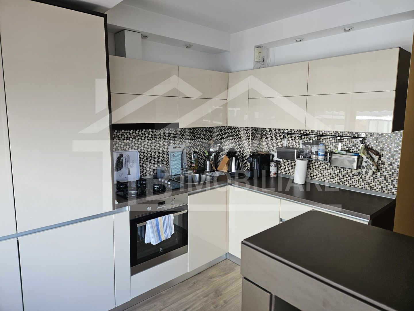 Apartament cu 2 camere, 64 mp, Zona Acta Residence - Poză 3