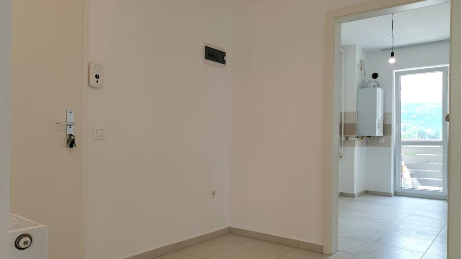 Vindem apartament 3 camere complet renovat cu vedere pe 2 parti - Poză 15